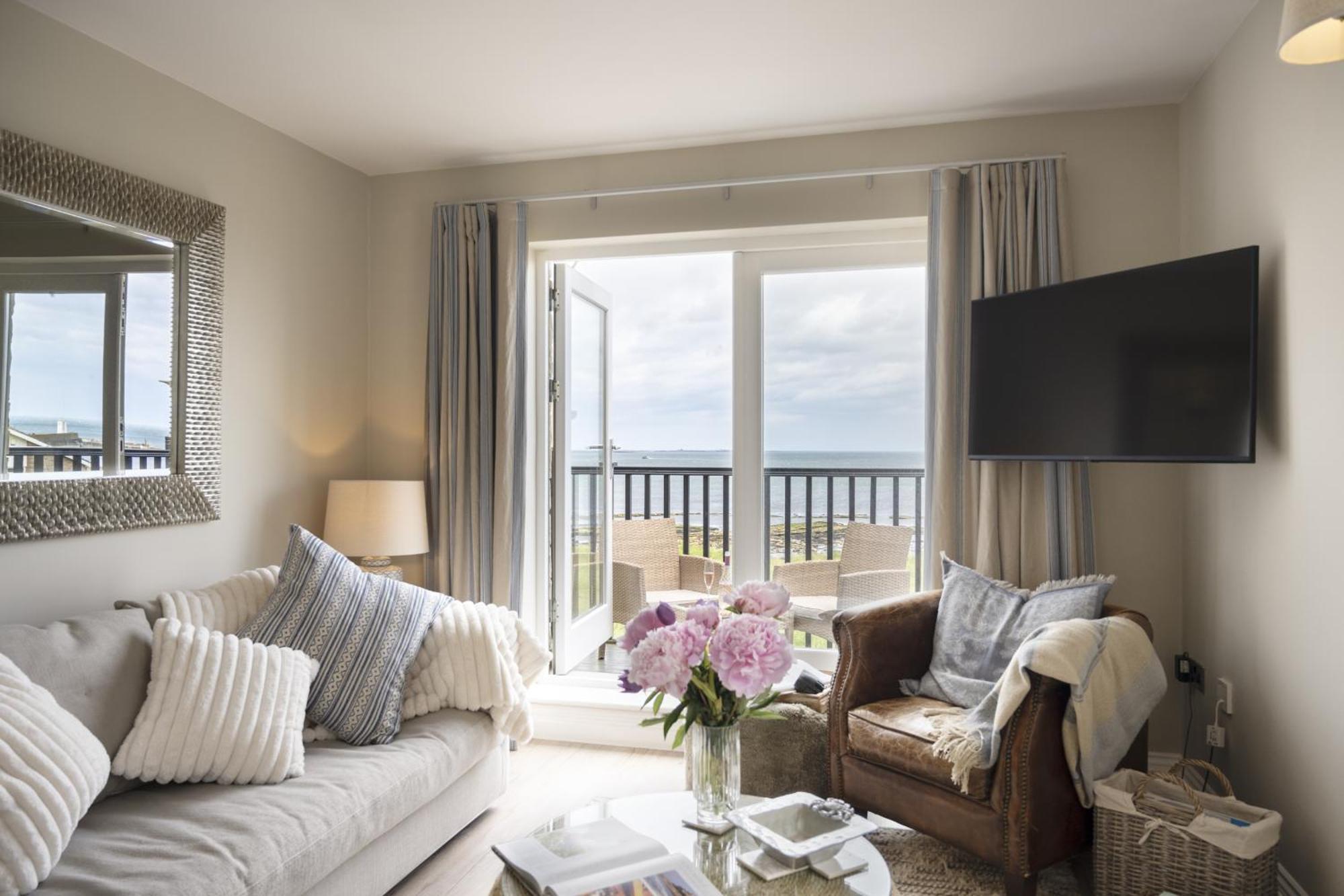 Northern Hideaways, Seascape Seahouses Exterior photo